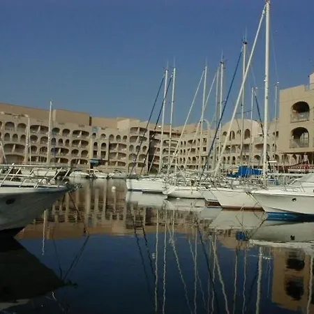 Renove Avec Loggia, Wifi Et Parking Prive A Port - Fr-1-335-131