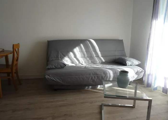 Renove Avec Loggia, Wifi Et Parking Prive A Port - Fr-1-335-131 Lejlighed Hyères